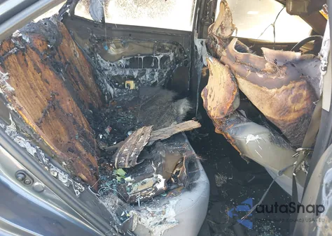 2015 Toyota Corolla Le Plus z USA, uszkodzony, nr VIN 5YFBURHE6FP253503